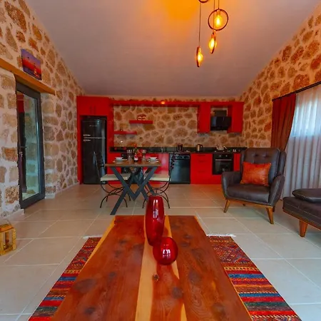 Apartment Outstanding With Private Pool And Jacuzzi In Kas, Antalya Bezirgan